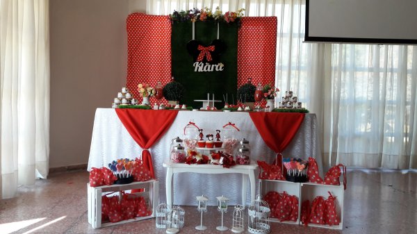 UNA MESA DIFERENTE - La Fiesta de Felipe